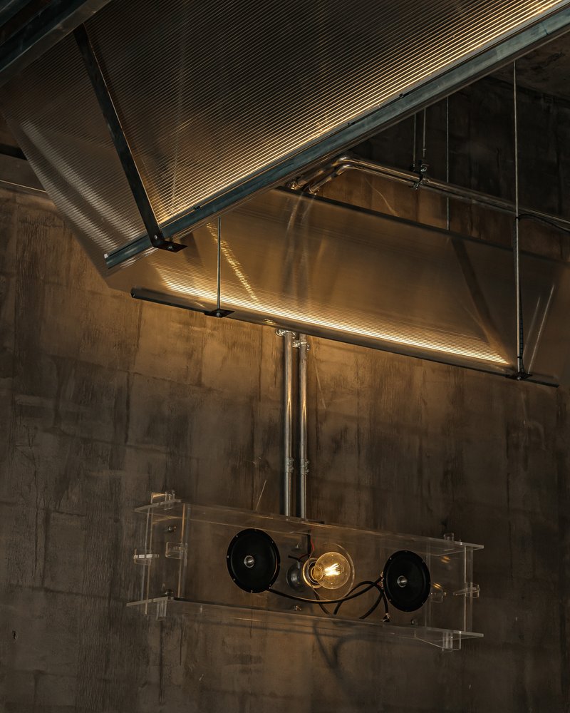 Café An Miên Lumière / xưởng xép - Imagem 24 de 30