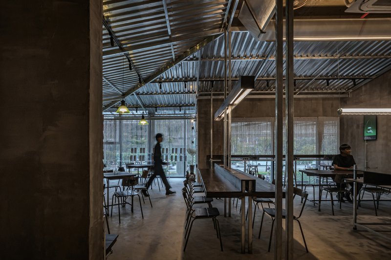 Café An Miên Lumière / xưởng xép - Fotografia de Interiores, Sala de Jantar, Iluminação, Cadeira, Vidro, Viga